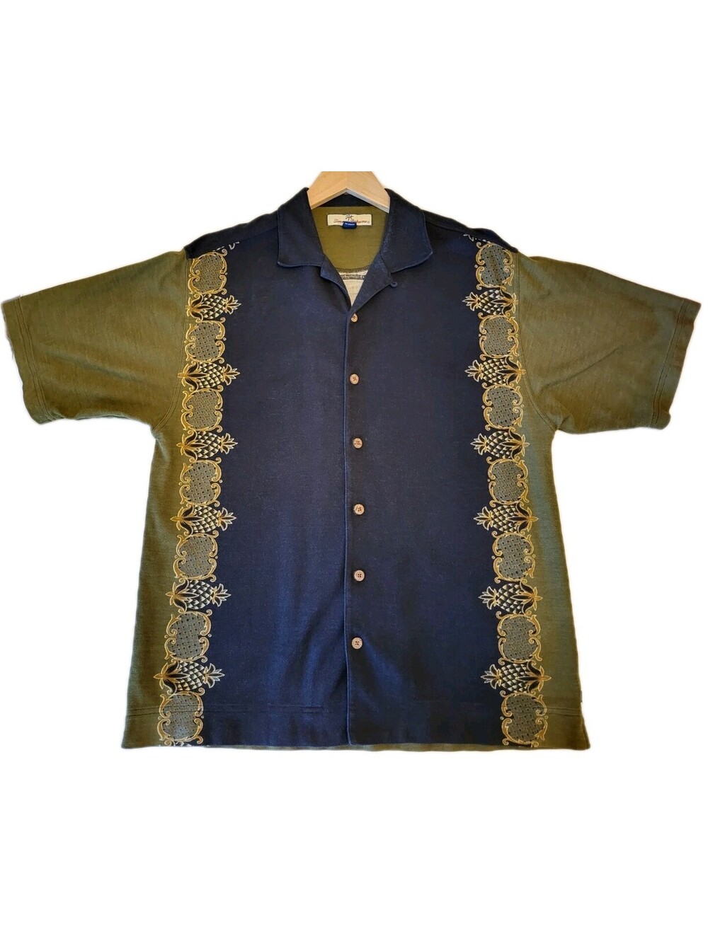 Tommy Bahama Men's Med. Silk Blend Short Sleeve Button Down Copyrighted Print